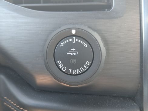 Used 2022 Ford Expedition Max Platinum AWD/4WD image 26