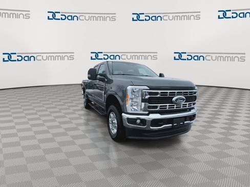 New 2026 Ford F350 XLT w/ FX4 Off-Road Package AWD/4WD image 3