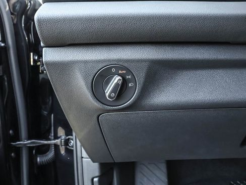 New 2025 Volkswagen Jetta S image 21