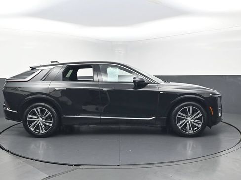 Used 2024 Cadillac Lyriq Luxury RWD image 38