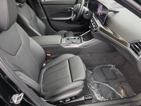 Used 2024 BMW 330i Sedan w/ M Sport Package RWD image 28