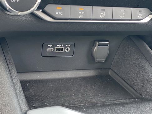 New 2025 Nissan Altima 2.5 SV image 30