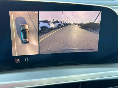 New 2025 Cadillac Lyriq Sport image 16