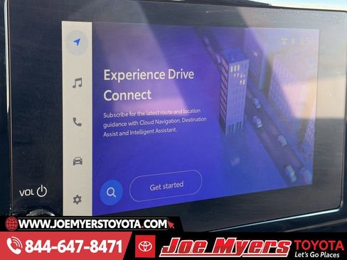 Used 2025 Toyota Corolla LE image 18