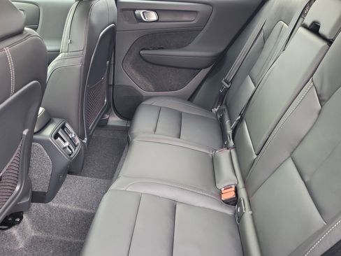 New 2026 Volvo XC40 B5 Plus w/ Climate Package image 16