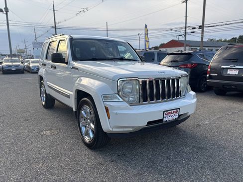 Used 2008 Jeep Liberty Limited w/ Premium Group II image 1
