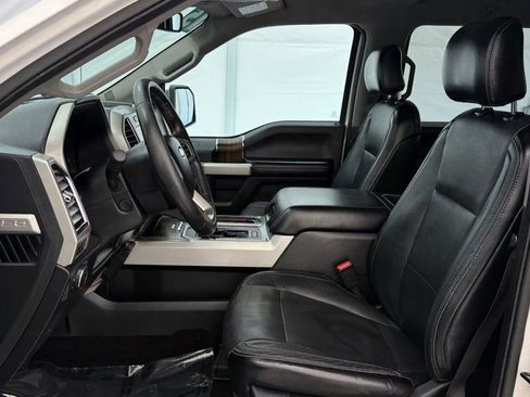 Used 2015 Ford F150 Lariat w/ Equipment Group 502A Luxury AWD/4WD image 10