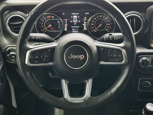 Used 2021 Jeep Wrangler Unlimited Sahara image 13