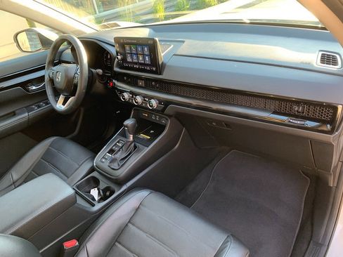 Used 2024 Honda CR-V EX-L image 11