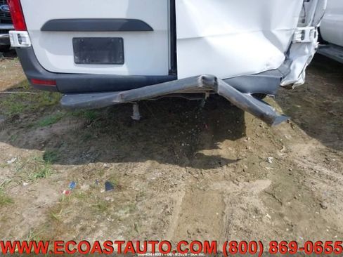 Used 2025 Mercedes-Benz Sprinter 2500 image 17