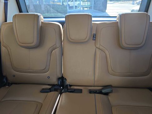 Certified 2025 INFINITI QX80 Sensory AWD/4WD image 18