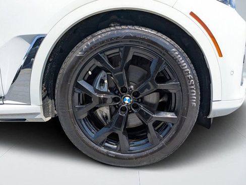 Used 2020 BMW X7 xDrive40i w/ Premium Package AWD/4WD image 10