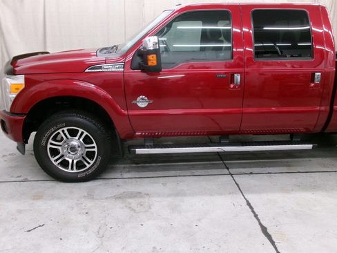 Used 2014 Ford F250 Platinum image 4
