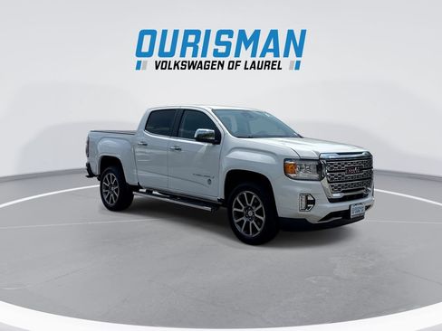 Used 2022 GMC Canyon Denali RWD image 2