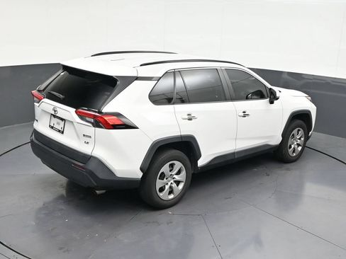 Used 2020 Toyota RAV4 LE FWD image 19