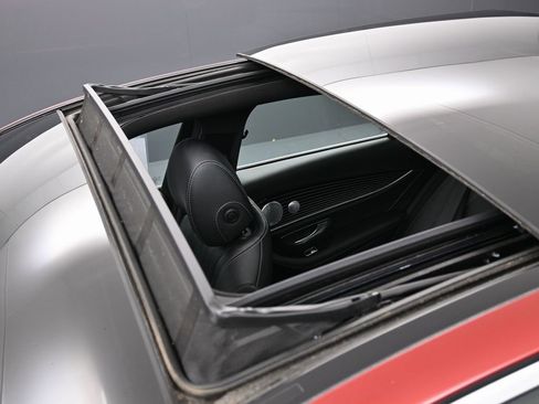 Used 2020 Mercedes-Benz E 350 4MATIC Sedan w/ Premium Package image 13