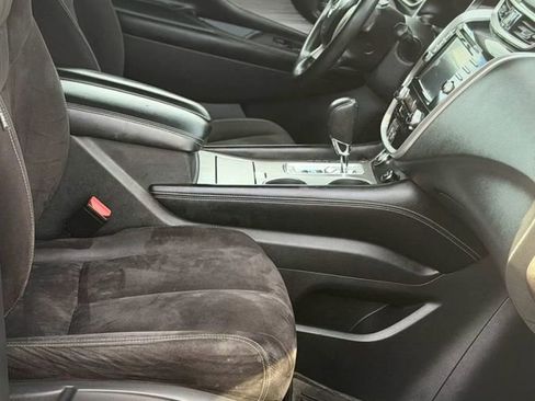 Used 2015 Nissan Murano S w/ Navigation Package image 16