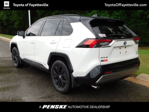 Used 2022 Toyota RAV4 XSE AWD/4WD image 10