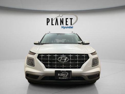 New 2026 Hyundai Venue SEL FWD image 8
