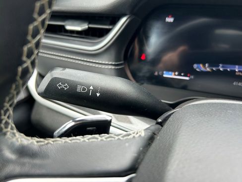 Used 2022 Jeep Grand Cherokee L Laredo AWD/4WD image 21
