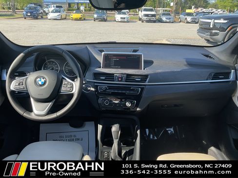 Used 2018 BMW X1 xDrive28i image 16
