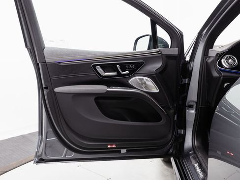 Certified 2023 Mercedes-Benz EQS 580 4MATIC SUV image 5