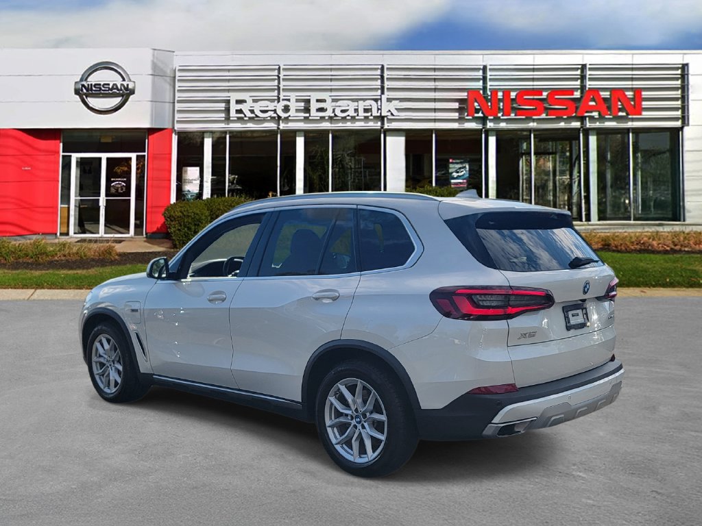 Used 2023 BMW X5 xDrive45e w/ Executive Package AWD/4WD image 6