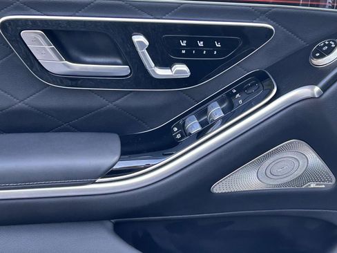 Certified 2025 Mercedes-Benz S 580 4MATIC Sedan image 17
