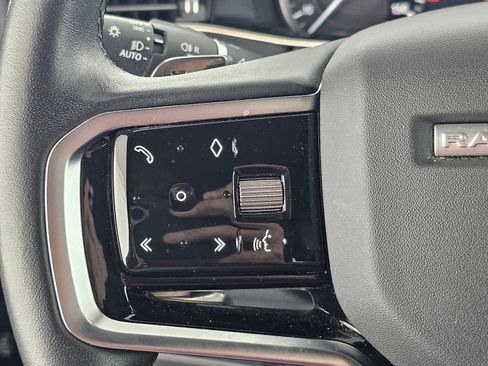 Used 2023 Land Rover Range Rover Evoque R-Dynamic SE image 23