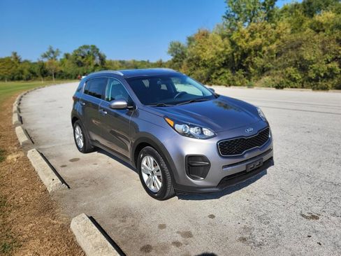 Used 2017 Kia Sportage LX w/ LX Popular Package image 5