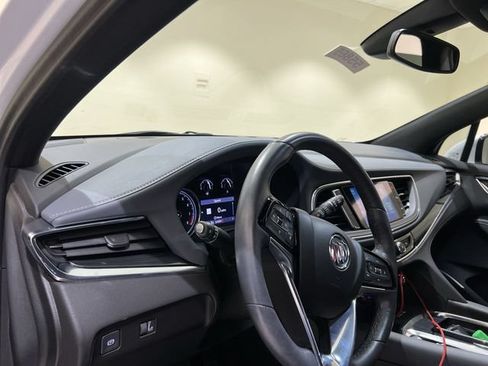 Certified 2022 Buick Enclave Essence w/ Experience Buick Package FWD image 9