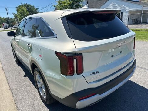 New 2026 Kia Sorento LX FWD image 14