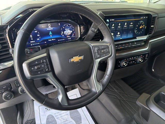 Used 2024 Chevrolet Silverado 1500 LT AWD/4WD image 30