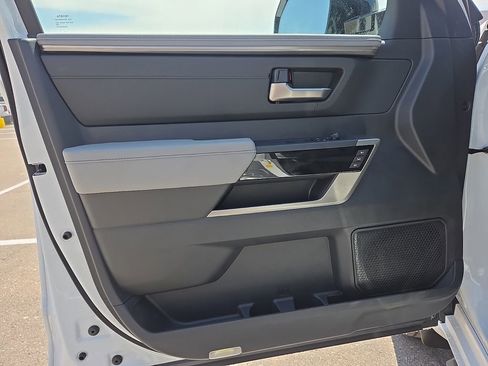 New 2026 Toyota Tundra Limited AWD/4WD image 17