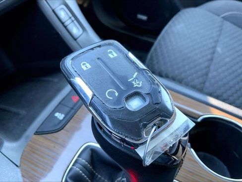 Used 2019 GMC Acadia SLE w/ Driver Alert Package I AWD/4WD image 11