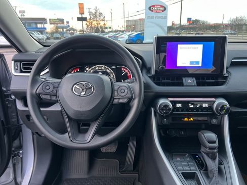 New 2025 Toyota RAV4 XLE image 13