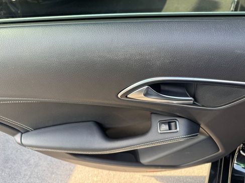 Used 2018 Mercedes-Benz CLA 250 image 35