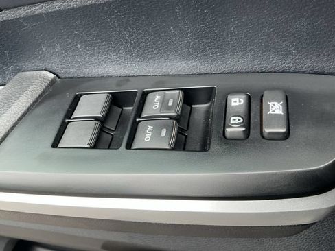 Used 2014 Toyota Tundra Platinum AWD/4WD image 12