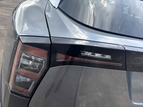 New 2025 Nissan Kicks SR image 12