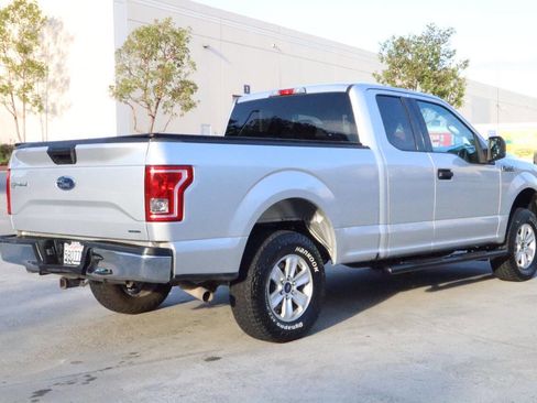 Used 2016 Ford F150 XLT image 12