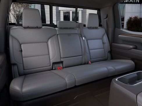 New 2026 GMC Sierra 1500 SLT AWD/4WD image 17