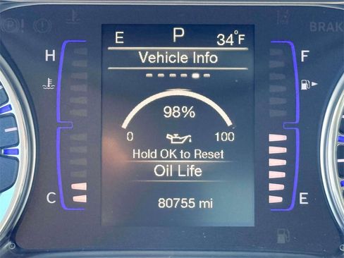 Used 2016 Chrysler 200 Limited image 14