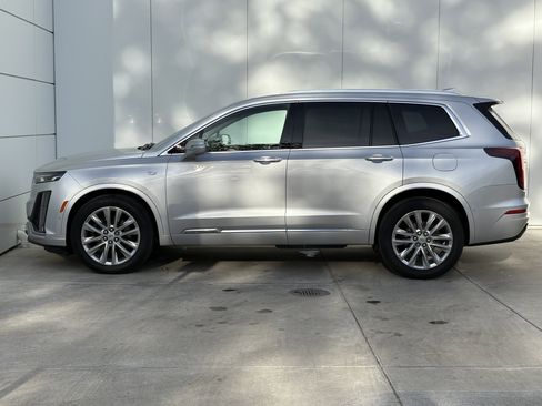 Used 2020 Cadillac XT6 Premium Luxury image 4