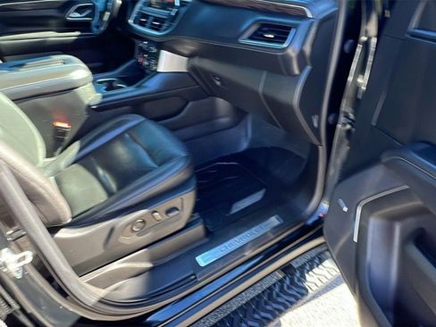 Used 2021 Chevrolet Tahoe Z71 image 18
