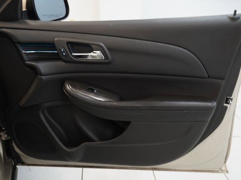 Used 2015 Chevrolet Malibu LT w/ Power Convenience Package FWD image 30