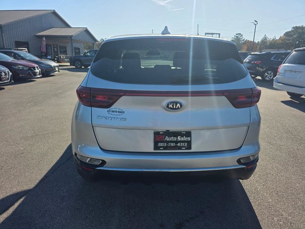Used 2021 Kia Sportage LX FWD image 3