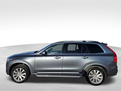 Used 2017 Volvo XC90 T6 Momentum w/ Vision Package image 8