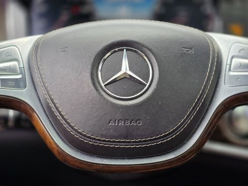 Used 2015 Mercedes-Benz S 550 Sedan image 28