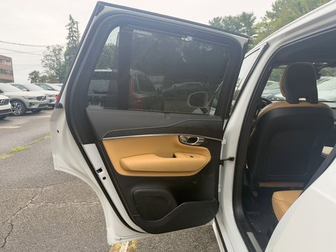 Certified 2022 Volvo XC90 T6 Inscription w/ Advanced Package image 34