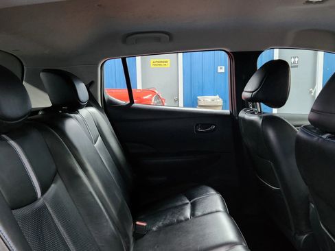 Used 2019 Nissan Leaf SL w/ SL Technology Package image 21
